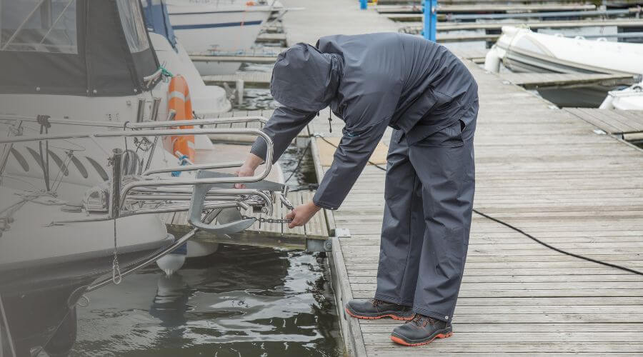 Why choose water damage restoration service for basement flood restoration services in Los Angeles